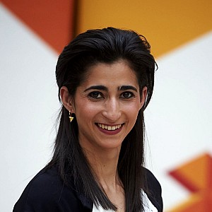 Alba Flores