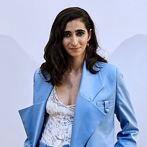 Alba Flores
