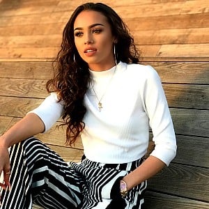Aleina Topp
