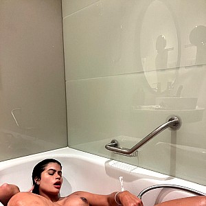 Aleja Torres