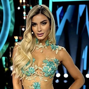 Aleska Genesis