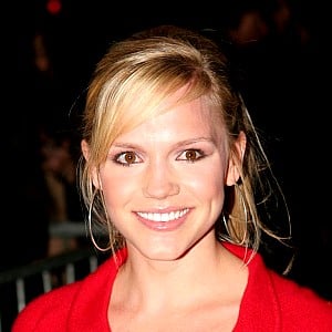 Alexa Havins