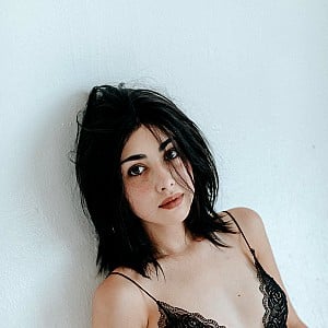 Alexa Mansour