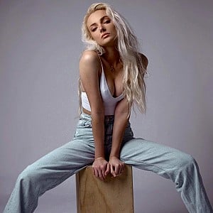 Alexandra Gold