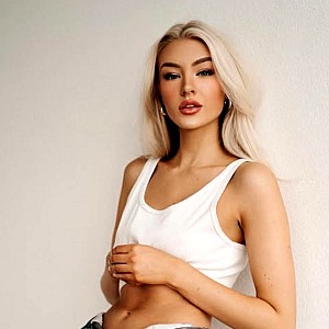 Alexandra West