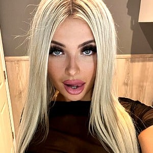 Alexandra Wood