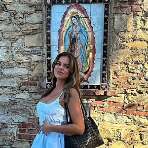 Alexis DeBello
