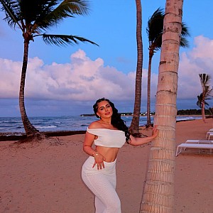 Alexis Lesley
