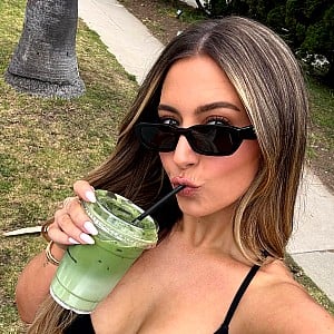 Alexis Oakley