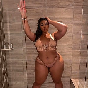 Alexus Danisha