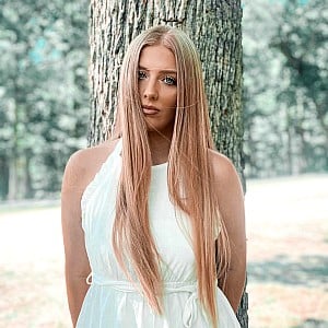 Alexus Marie Collins