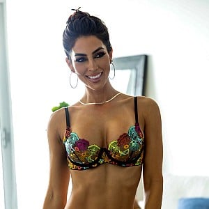 Ali Lee