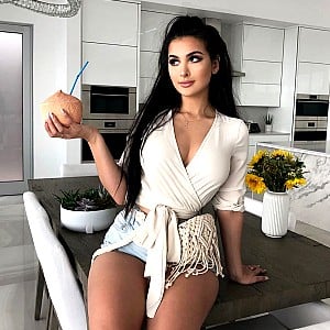 Alia Lia Shelesh