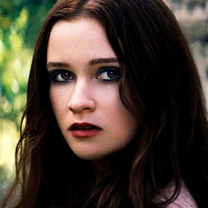Alice Englert