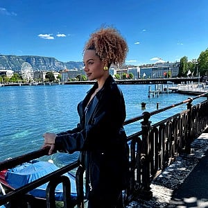 Alicia Aylies