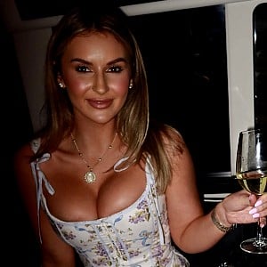 Alicia Huggins