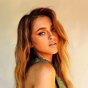 Alicia Moffet