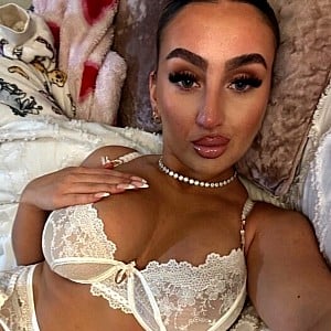 Alicia Turton