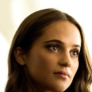 Alicia Vikander