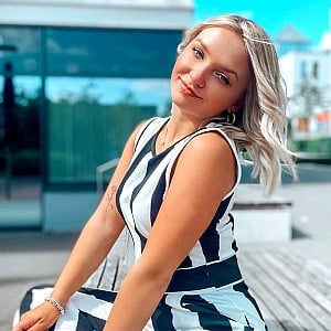 Alina Mour
