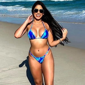 Aline Alves