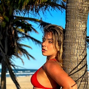Aline Araujo
