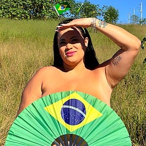 Aline Gomes
