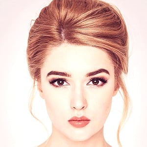 Alisa Manyonok