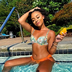 Alix Lapri