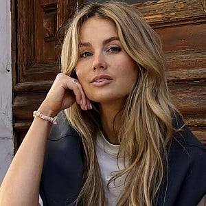 Alla S