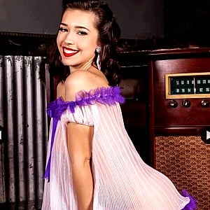 Alli Peach Hamilton