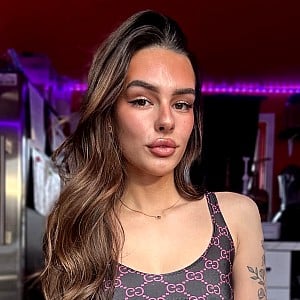 Allie Amour