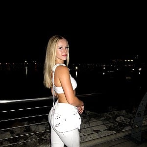 Allison Laura Voshelle