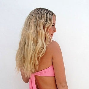 Allison Laura Voshelle