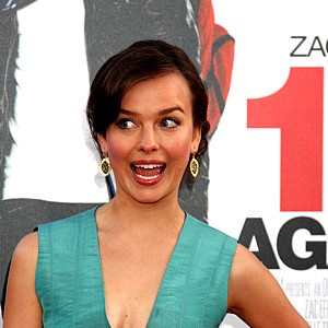 Allison Miller (Actress)