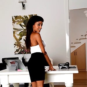 Alyssa Divine