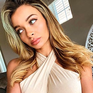 Alyssa Scott