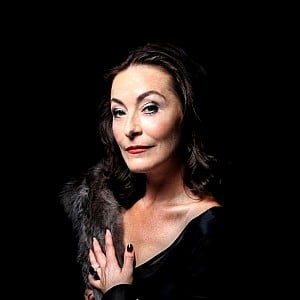 Amanda Donohoe