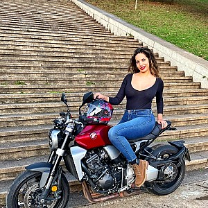 Amanda Pagliari