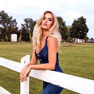 Amanda Strachan