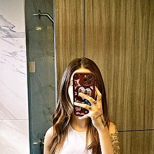 Amara Que Linda