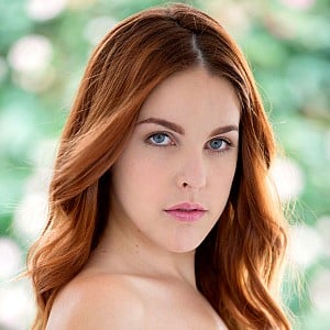 Amarna Miller