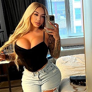 Amber Iliana Hernandez