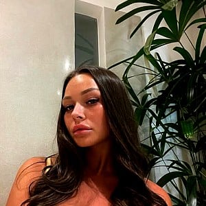 Amber Lawes