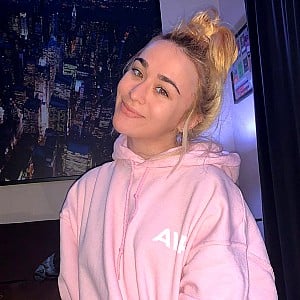Amber Van Pelt