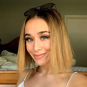 Amber Van Pelt