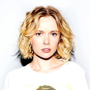 Amelia Eve (Actress)