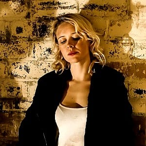 Amelia Eve (Actress)