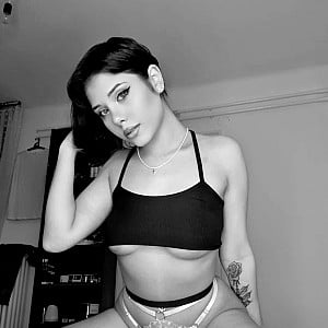 Amhyra Shy