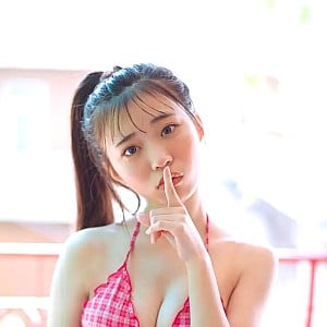 Ami Kanazawa